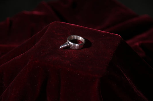 Talon Ring